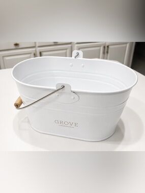 Grove Collaborative White Metal Storage Tub with Handle